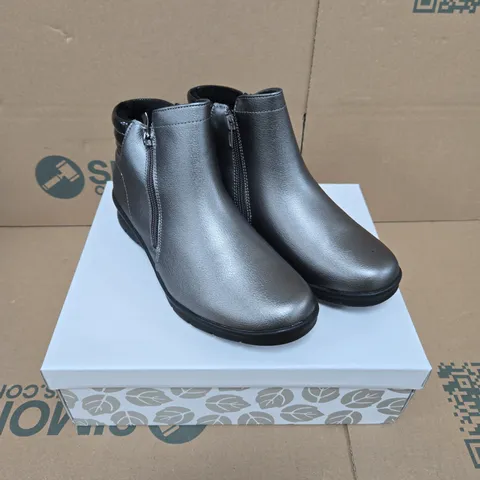 SHOE TREE COMFORT ZENA PEWTER ANKLE BOOTS - UK SIZE 4