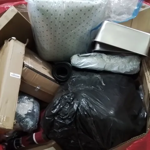 PALLET CONTAINING VARIOUS ASSORTED BOXED HOUSEHOLD ITEMS TO INCLUDE: KIDS BOOSTER SEAT, LARGE TGROWSBEACH TENT, AND LOTS MORE UNMARKED BOXED ITEMS