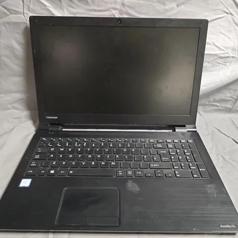 TOSHIBA SATELLITE PRO R50-C-17C LAPTOP