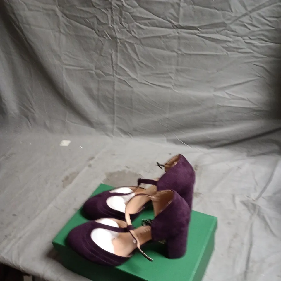 PURPLE VELVET ANKLE-STRAP HEELS – WOMEN UK7.5
