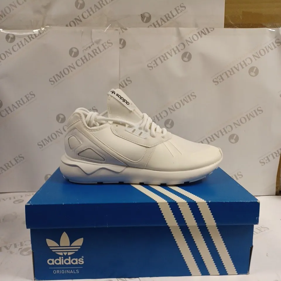 BOXED ADIDAS TUBULAR RUNNER UK 8 WHITE 