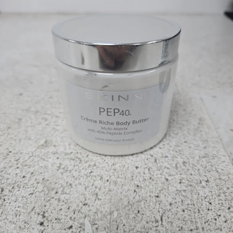SKINN PEP40 CREME RICHE BODY BUTTER, 454 G