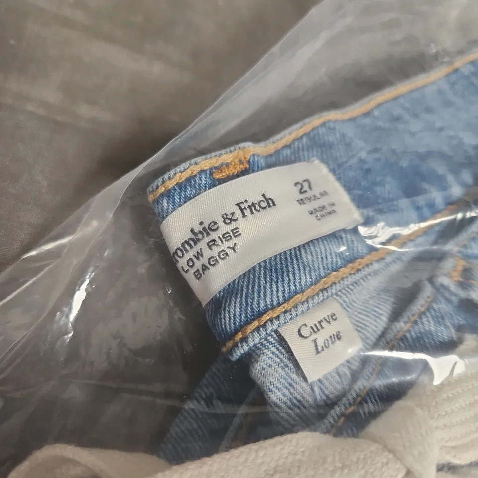 ABERCROMBIE & FITCH LOW RISE BAGGY JEANS – CURVE LOVE, SIZE 27 (REGULAR)