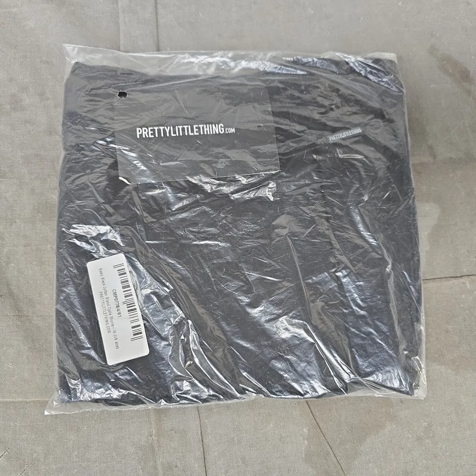 BAGGED PRETTY LITTLE THING COTTON BLEND CYCLE SHORTS IN BLACK SIZE 16