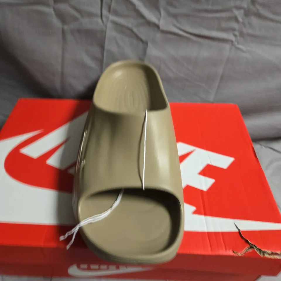 BOXED PAIR OF NIKE REACTX SLIDES - UK SIZE 10