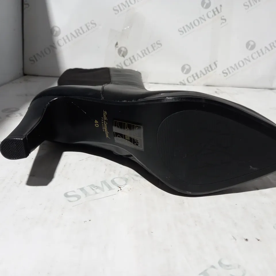 BOXED PAIR OF RUTH LANGSFORD KNEE BOOTS IN BLACK UK SIZE 7