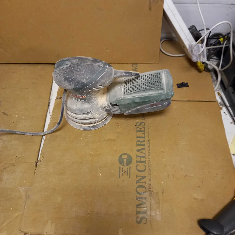 BOSCH PEX 220A ORBIT SANDER