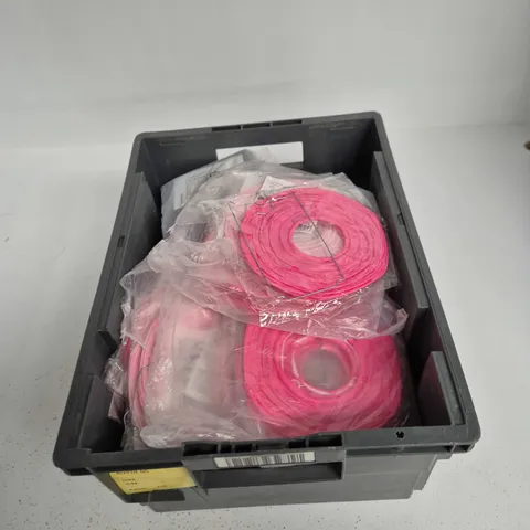 TOTE OF APPROXIMATELY 9 ASSORTED ITEMS TO INCLUDE: FRITZ BOX