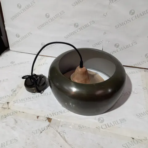 DESIGNER ROUND WOOD/GREEN METAL SHADE HANGING CEILING PENDANT