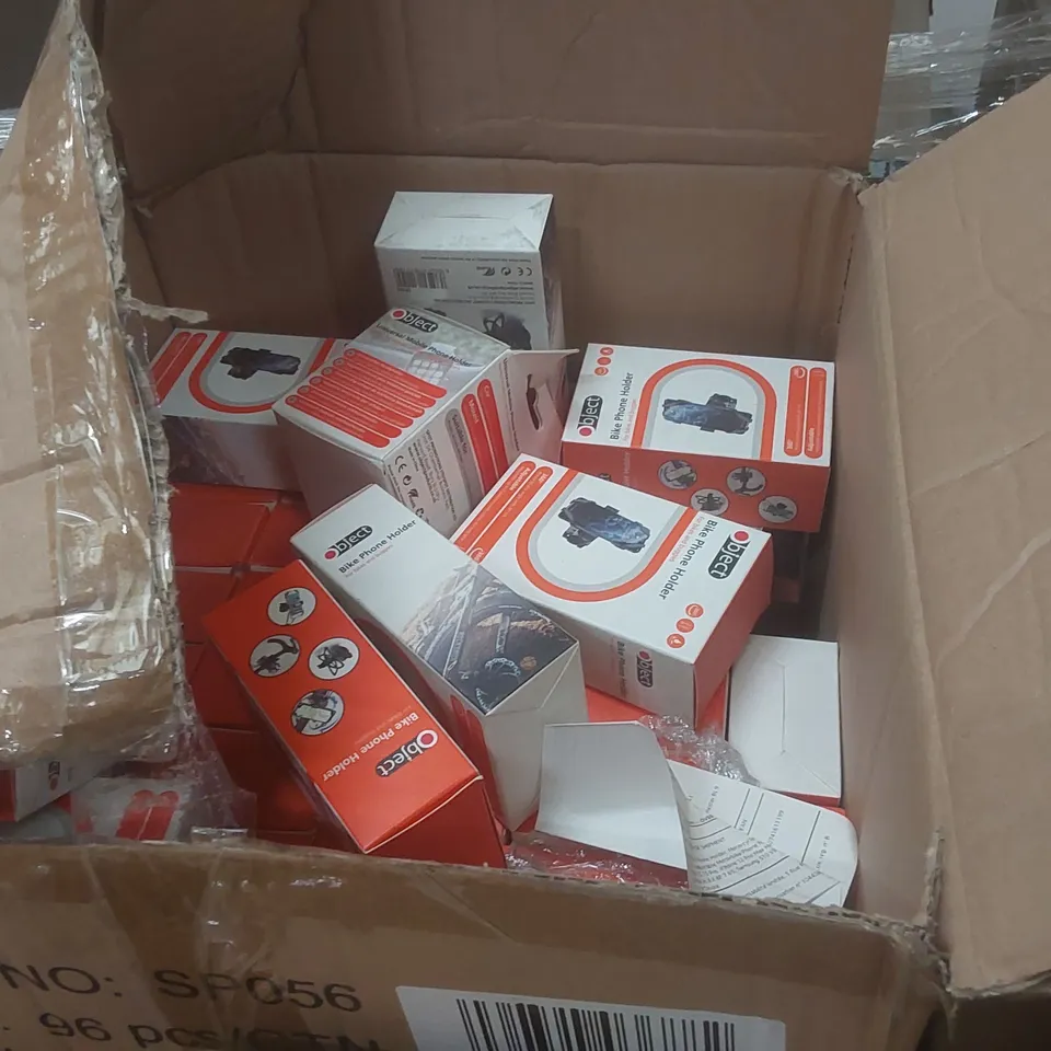 PALLET CONTAINING A VERY LARGE QUANTITY OF ASSORTED ITEMS INCLUDING: BIKE PHONE HOLDERS, MICRO USB CABLES ECT