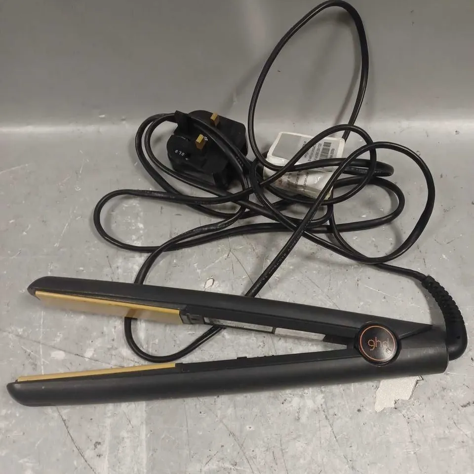 GHD HAIR STRAIGHTENER IN BLACK MODEL 4.0B