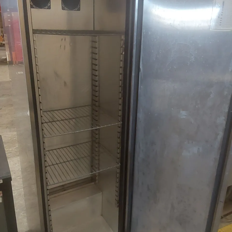FOSTER HR410 COMMERCIAL UPRIGHT REFRIGERATOR