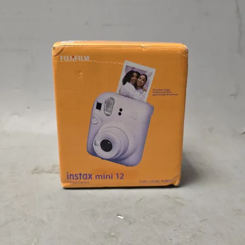BOXED FUJIFILM INSTAX MINI 12 INSTA CAMERA 