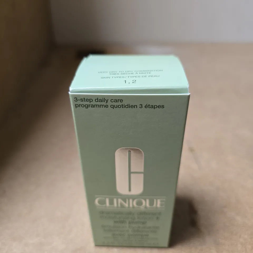 CLINIQUE 3-STEP DAILY CARE SYSTEM – VERY DRY TO DRY COMBINATION - 125ML