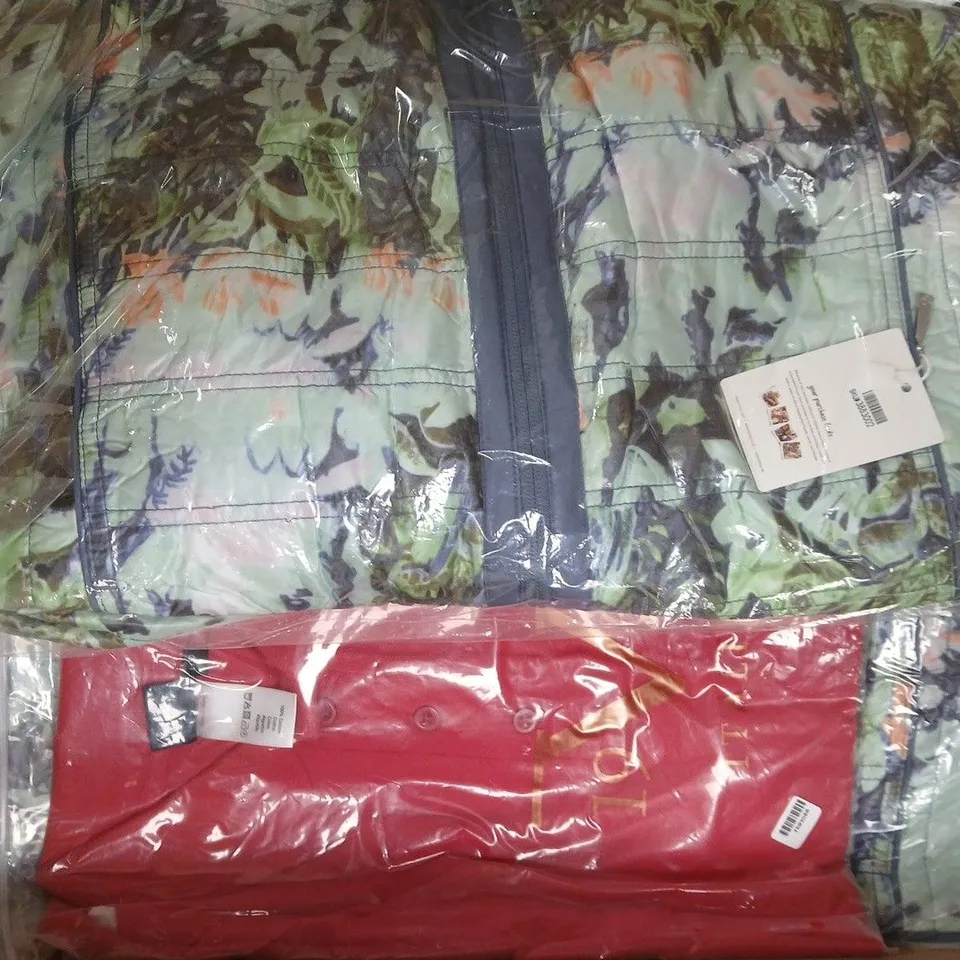 BOX OF APPROXIMATELY 20 ASSORTED CLOTHING ITEMS IN VARIOUS COLOURS, STYLES, AND SIZES - COLLECTION ONLY