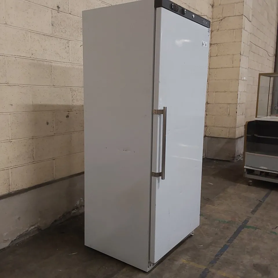 ADEXA WR600 COMMERCIAL REFRIGERATOR 