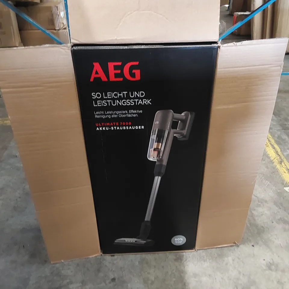 AEG AP71U14WB ULTIMATE 7000 CORDLESS VACUUM CLEANER