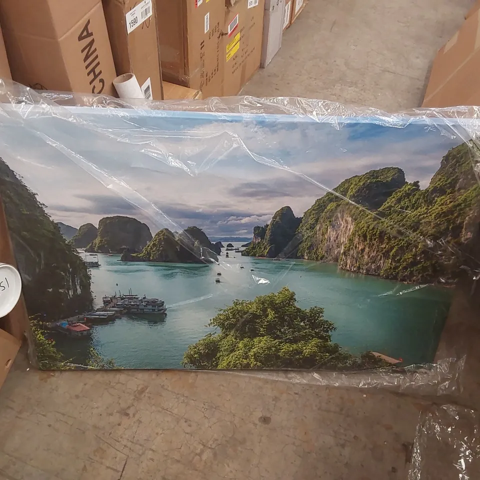 BAGGED HALONG BAY BY CHRISINTHAI - WRAPPED CANVAS PRINT