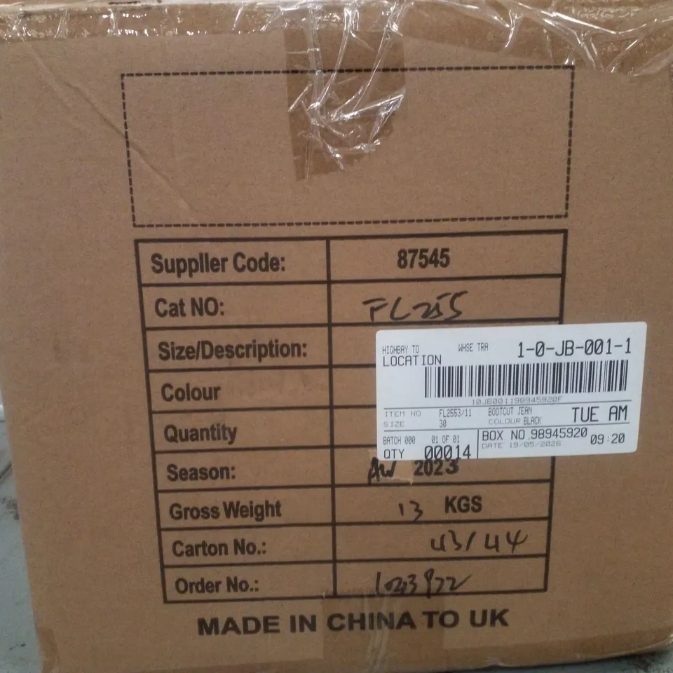 BOX CONTAINING APPROXIMATELY 14 BRAND NEW JULIPA BLACK BOOTCUT JEANS - SIZE 30