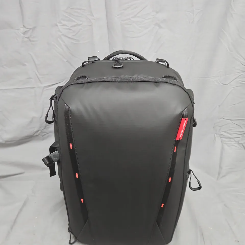 ONEMO 2 BACKPACK 25L SPACE BLOCK