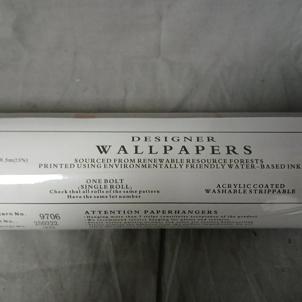 DESIGNER WALLPAPERS – SINGLE ROLL BOLT, PATTERN NO. 9706
