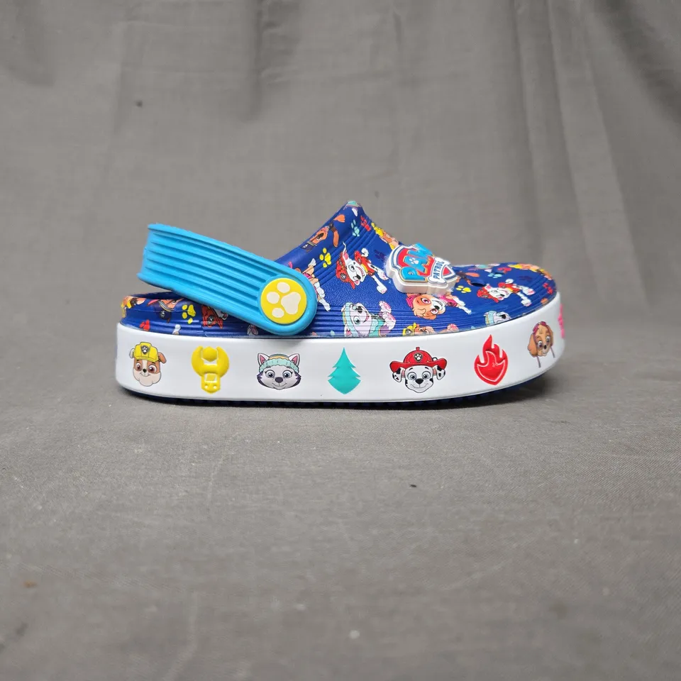 CROCS TODDLER KIDS PAW PATROL OFF COURT CLOGS FROM FINISH LINE - UK C9