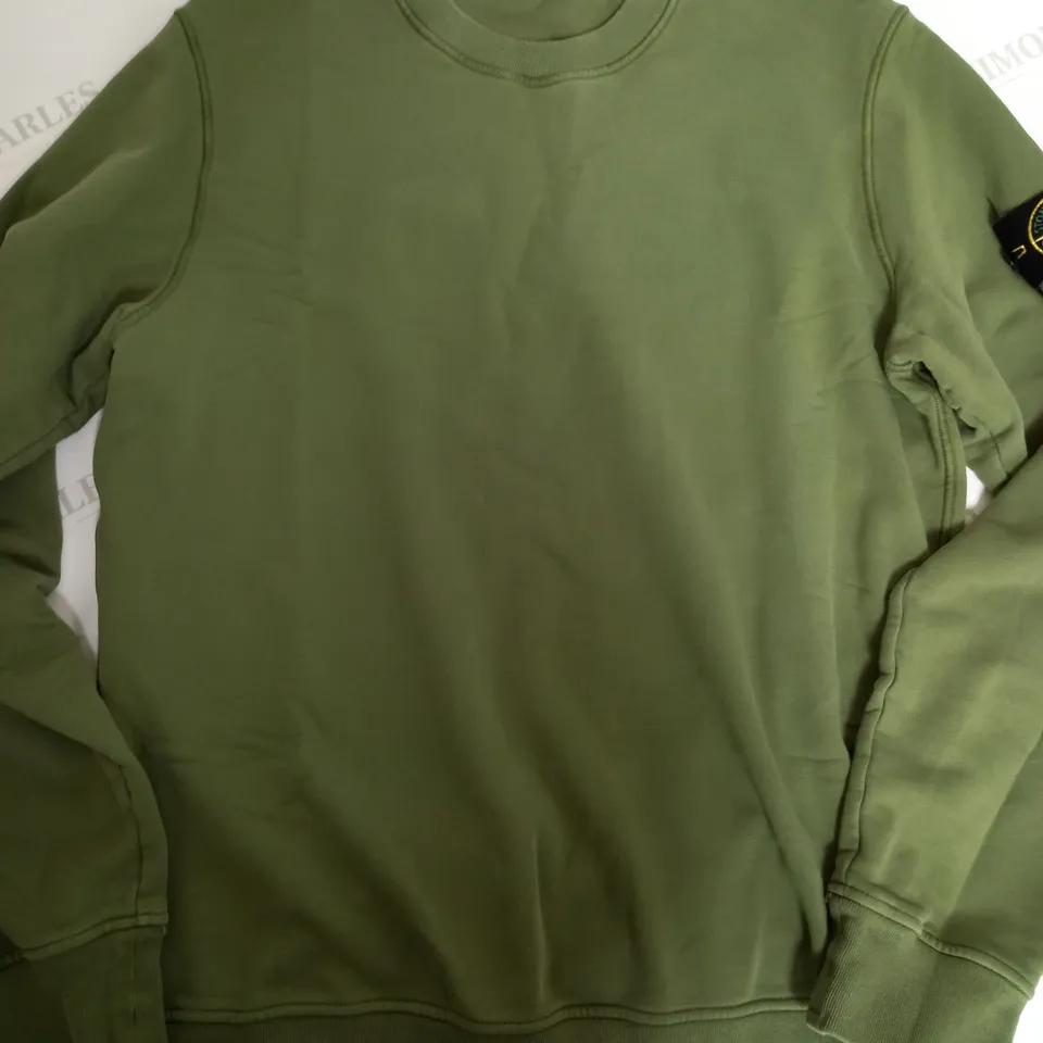 STONE ISLAND LONG SLEEVE ROUCH NECK JUMPER IN KHAKI - LARGE