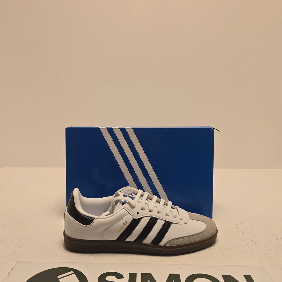 ADIDAS SAMBA SNEAKERS – WHITE/BLACK, WITH ORIGINAL BLUE BOX (SIZE UK 9) 