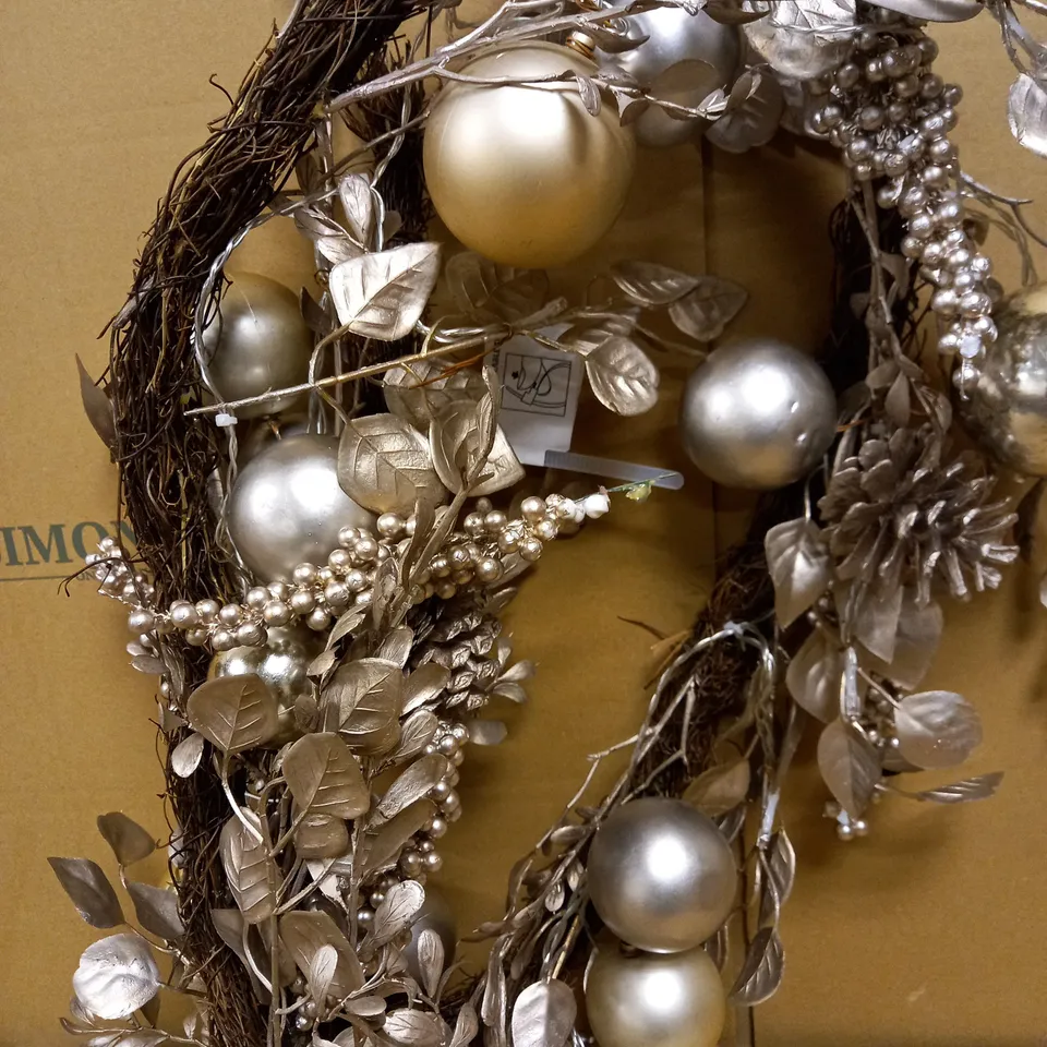 6FT CHAMPAGNE GOLD PRE LIT GARLAND RRP £39.99