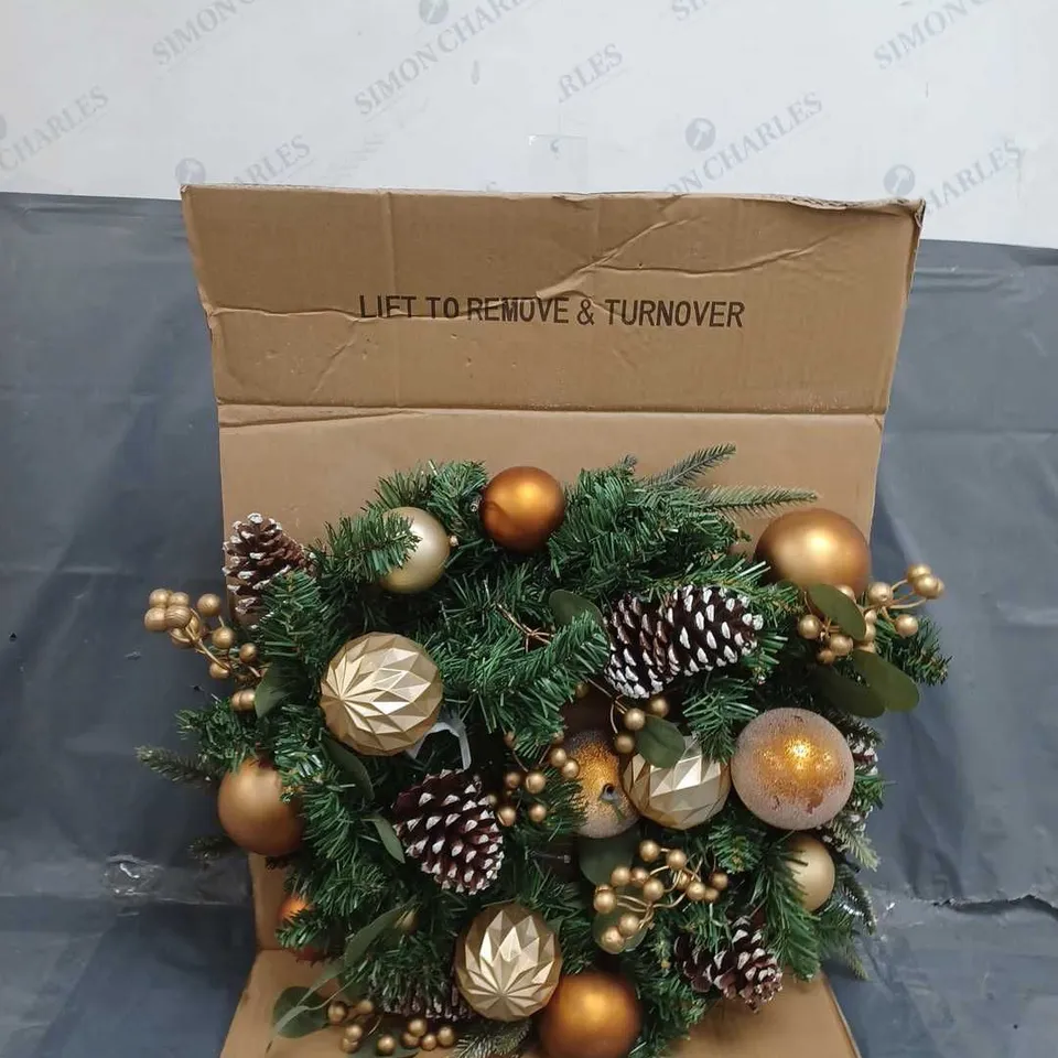 BOXED COPPER AND GOLD PRE-LIT FESTIVE WREATH