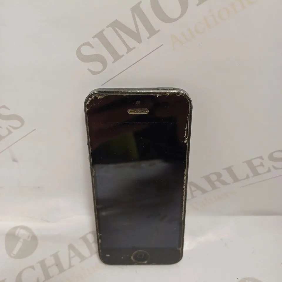 APPLE IPHONE 5 (A1429) 