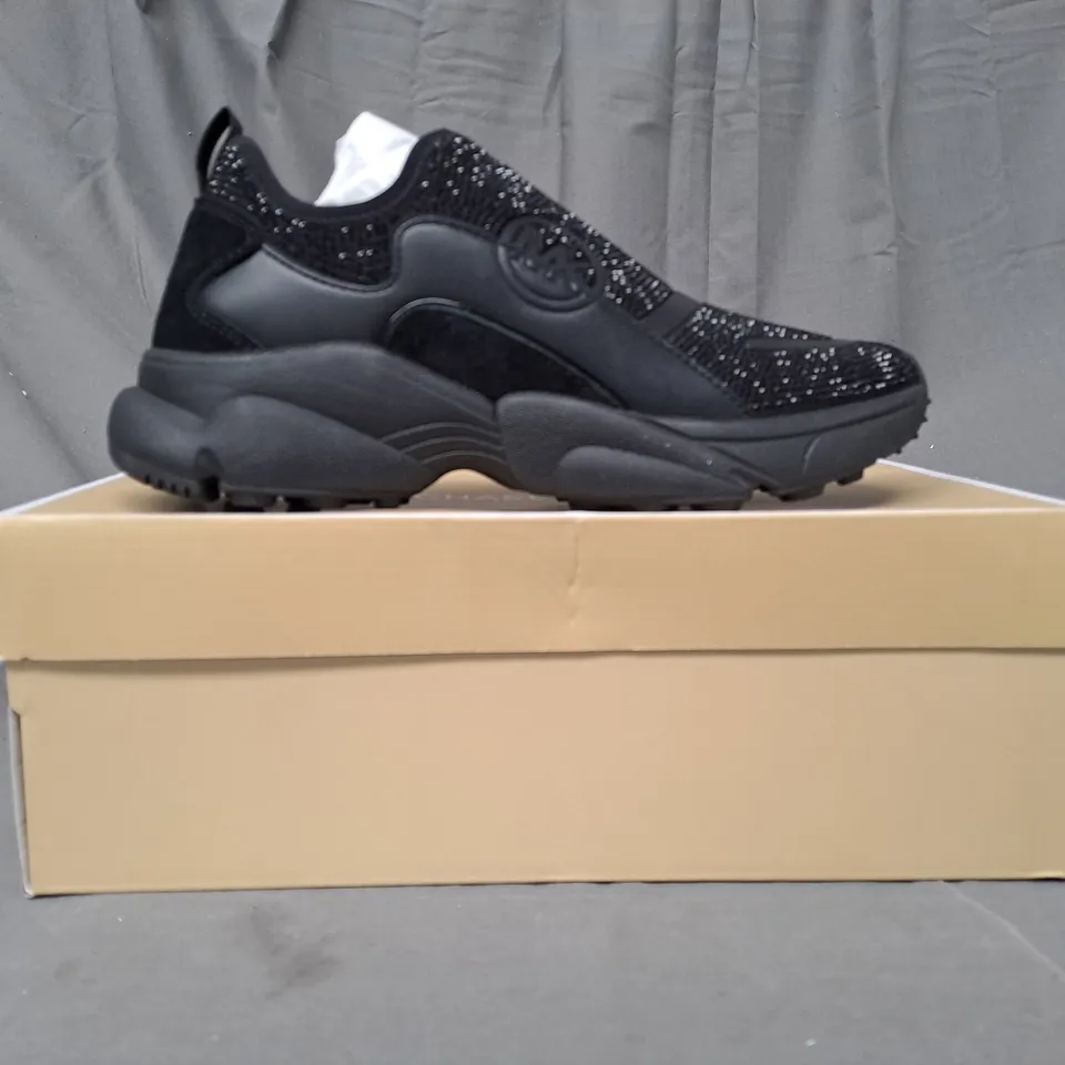 BOXED PAIR OF MICHAEL KORS SAMI ZIP TRAINERS IN BLACK US SIZE 8M