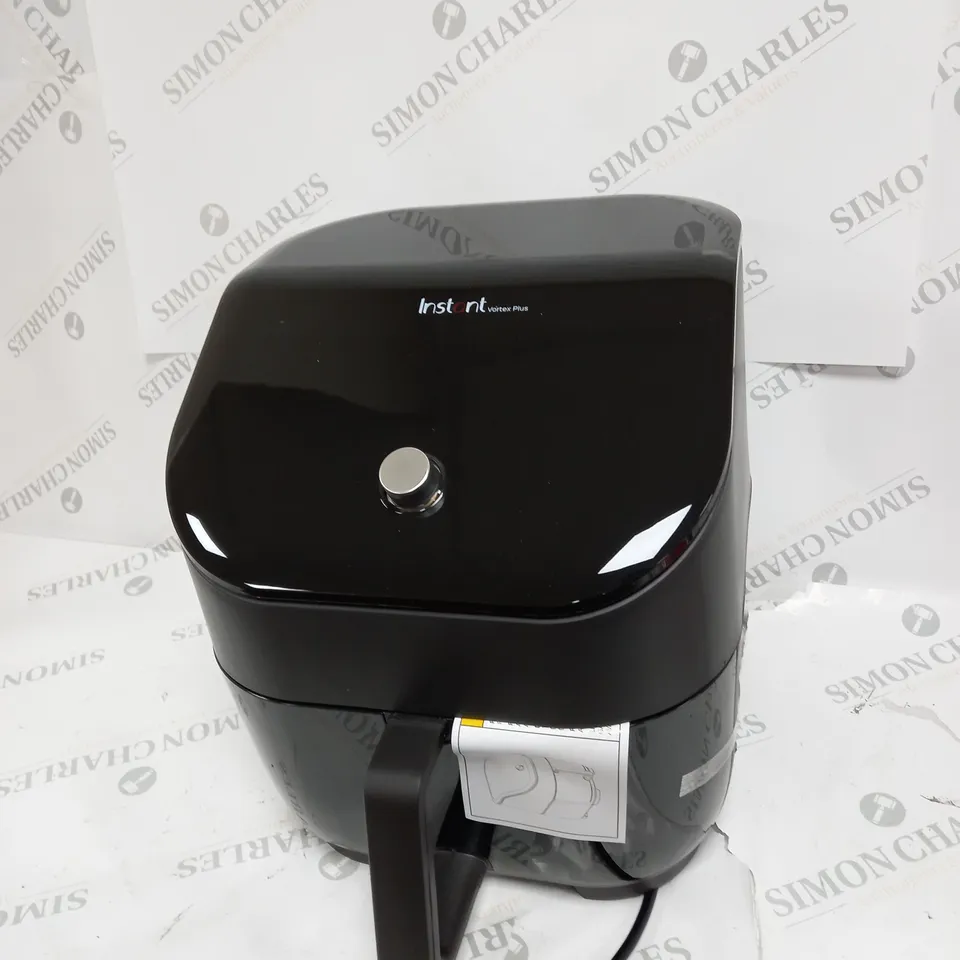 INSTANT VORTEX PLUS AIR FRYER