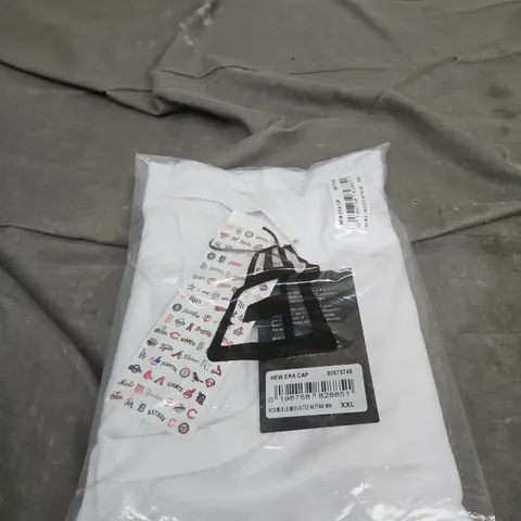 NEW ERA WHITE TEE SHIRT SIZE XXL