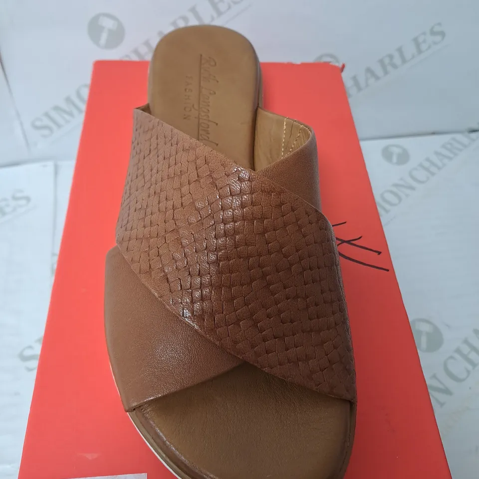 BOXED PAIR OF RUTH LANGSFORD FLAT SLIDE SANDALS IN TAN SIZE 5