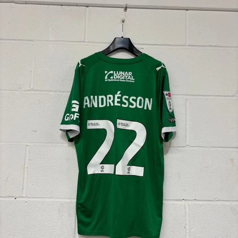 STOCKPORT COUNTY F.C LEAGUE ONE MATCH WORN THIRD KIT IN GREEN - UK L / BENONY BREKI ANDRESSON #22