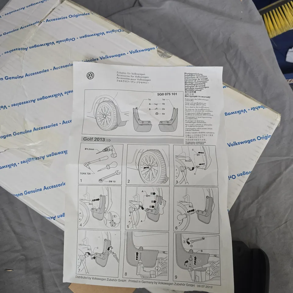 VOLKSWAGEN GENUINE MUD FLAPS FOR GOLF (2013) – PAIR (5G0 075 101)