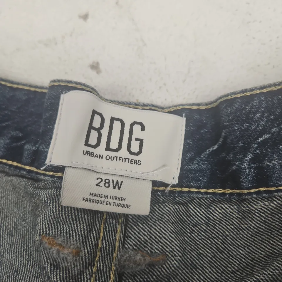BDG URBAN OUTFITTERS DENIM SHORTS – WOMEN'S, UK 10 (28W)