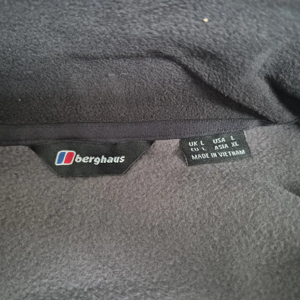 BERGHAUS FLEECE HALF-ZIP, UK LARGE (MEN) – GREY/CHARCOAL
