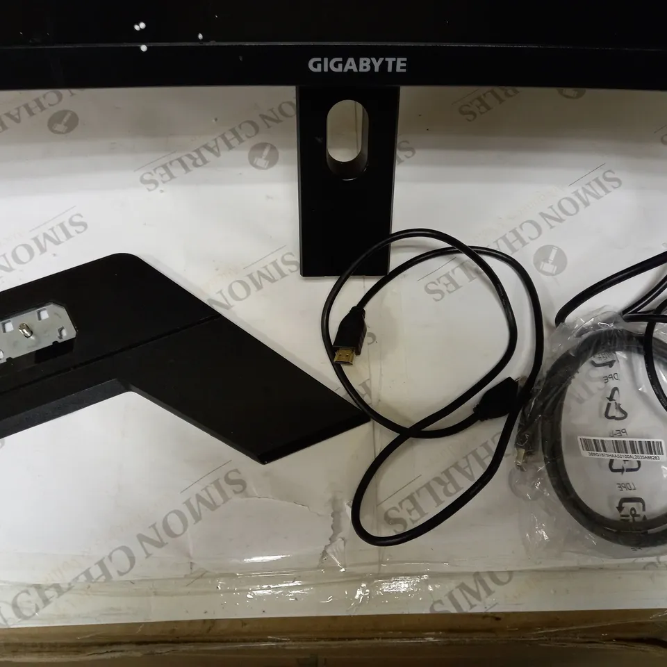 GIGABYTE G27FC 27 INCH CURVED VA FHD (1920 X 1080) GAMING MONITOR