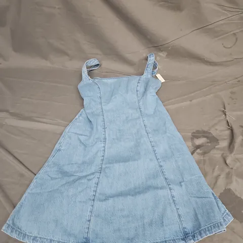 HOLLISTER OPEN BACK MINI DRESS IN BLUE DENIM SIZE S