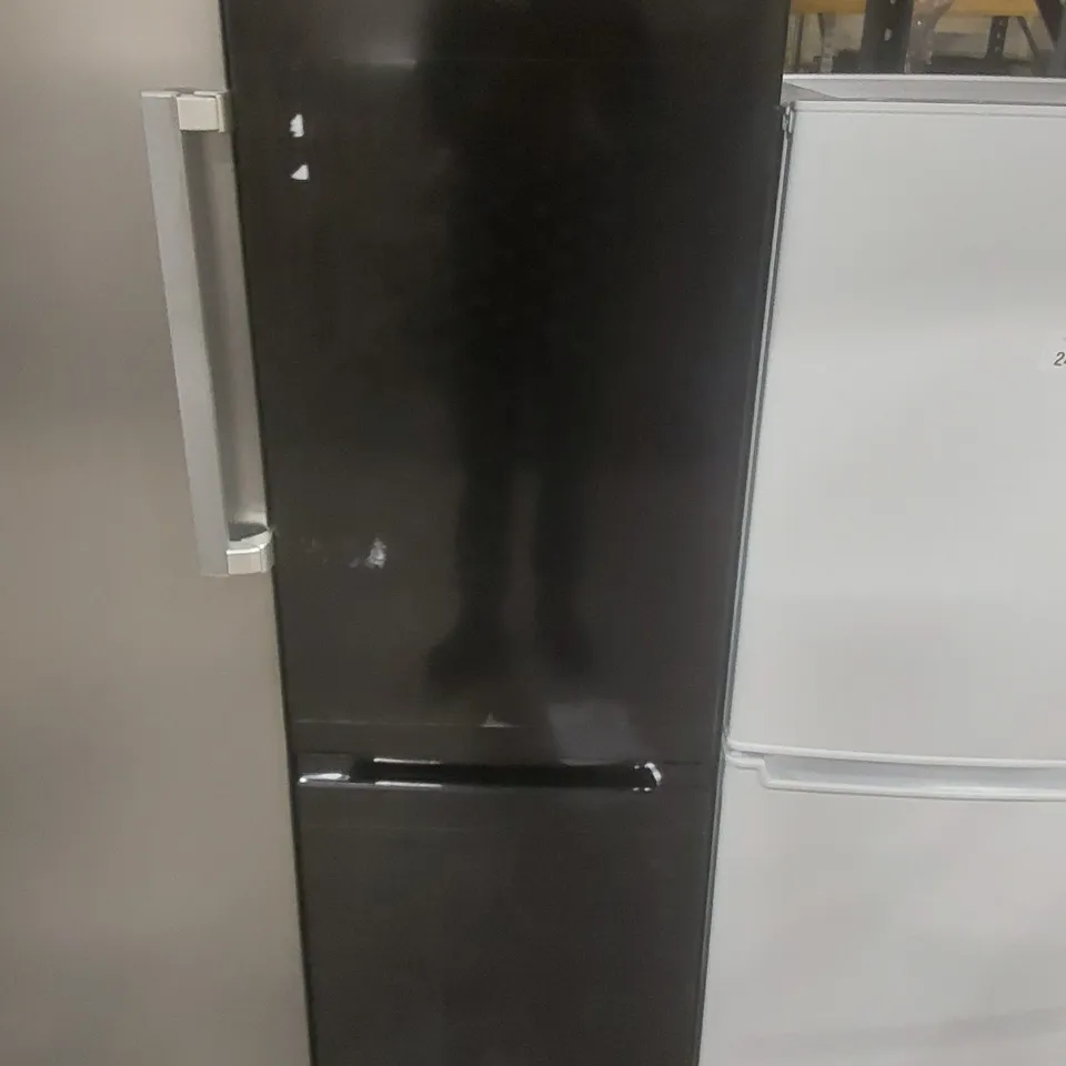 LOGIK LFC50B23 60/40 FRIDGE FREEZER - BLACK