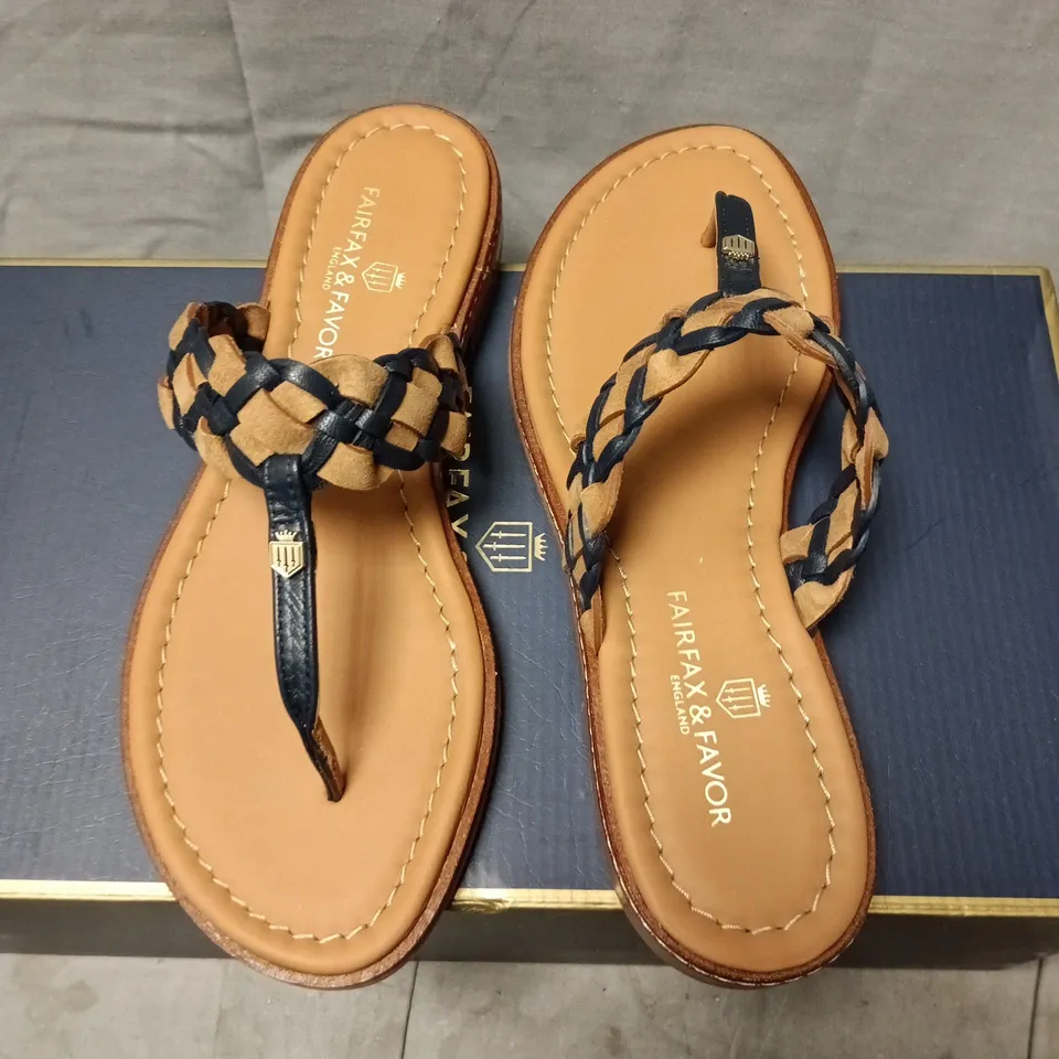 BOXED FAIRFAX & FAVOR WOMEN'S TUSCANY SANDAL – TAN/NAVY LEATHER, UK 5 (EU 38, US 7)