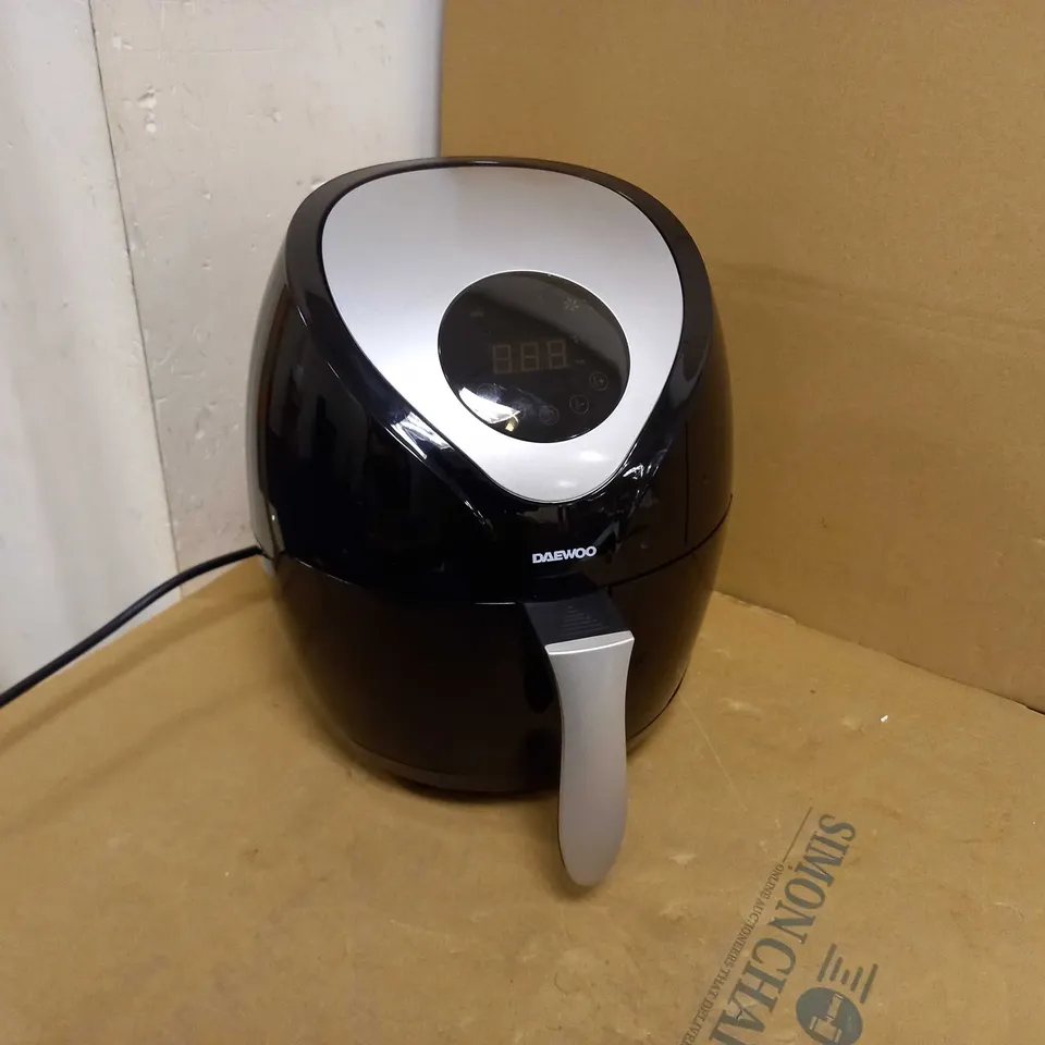 DAEWOOD HEALTHY LIVING 3.6L DIGITAL FRYER