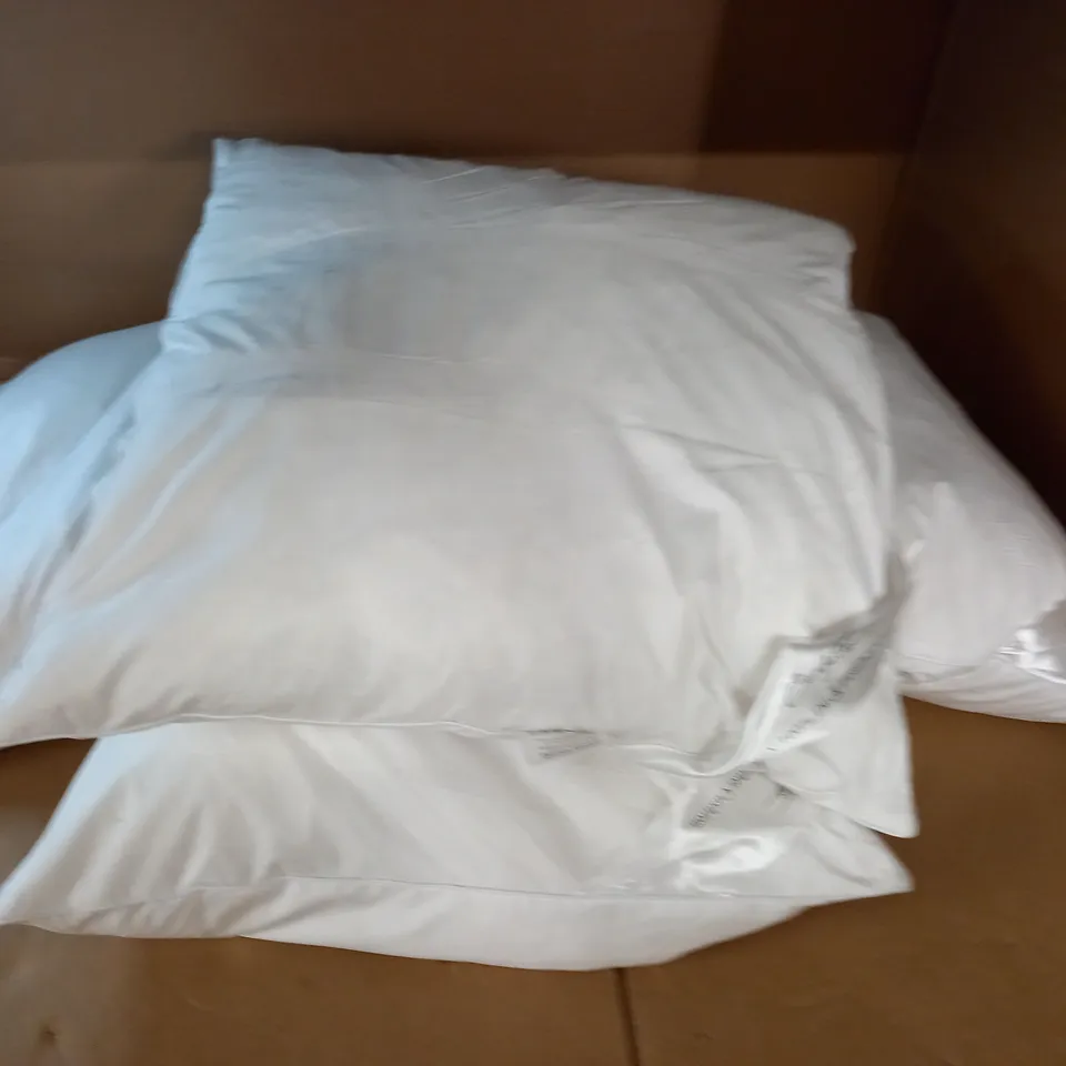 LOT OF 4 50X50CM DUCK FEATHER CUSHIONS