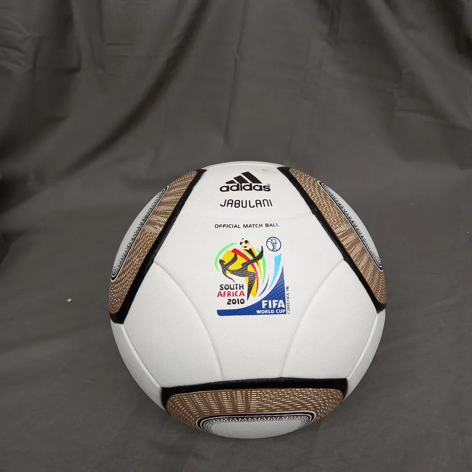 ADIDAS JABULANI 2010 SOUTH AFRICA WORLD CUP OFFICIAL MATCH BALL