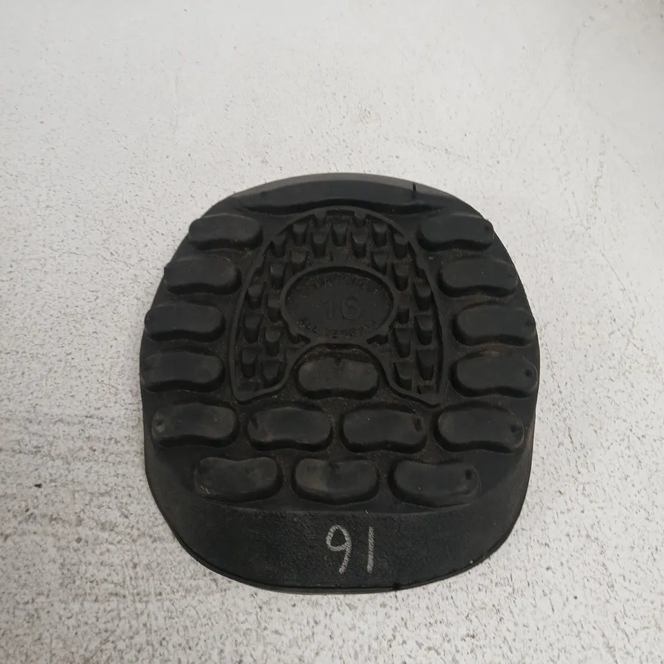 ALL TERRAIN HOOF BOOTS – SIZE 16