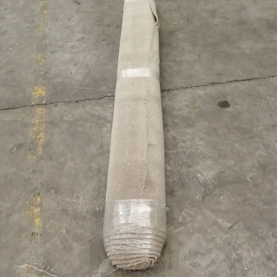 ROLL OF QUALITY CARPET // SIZE UNSPECIFIED