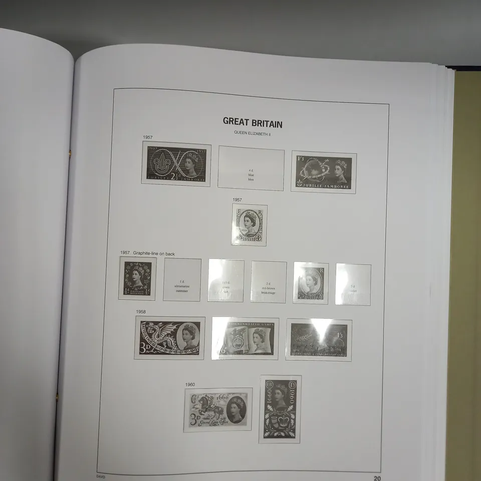 GREAT BRITAIN STAMP COLLECTORS VIEWING BOOK 
