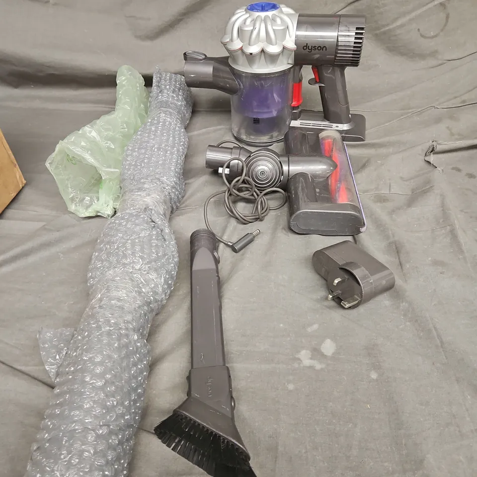 UNBOXED DYSON V6 CORDLESS VACUUM 
